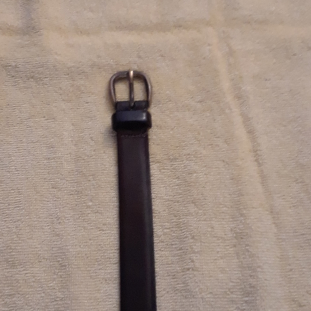 100% leather belt by Banana Republic
